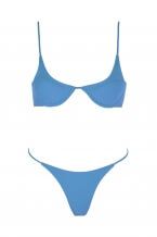 Albastru