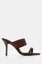 Кафяво Тъмно